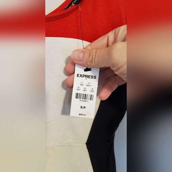 Express Color Block Dress - Picture 4 of 6